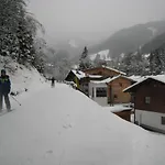 Ski-in Ski-out Kriekels - By Alpen Casa de Férias Zell am See
