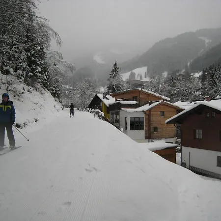 Ski-in Ski-out Kriekels - By Alpen Prázdninový dům Zell am See